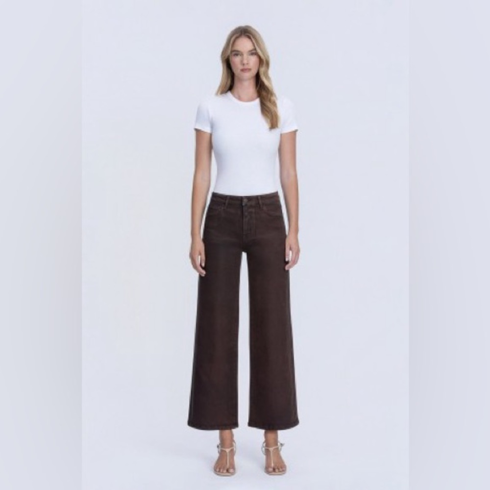 179. Chocolate Coated wide leg jeans, various sizes - Picture 2 of 4